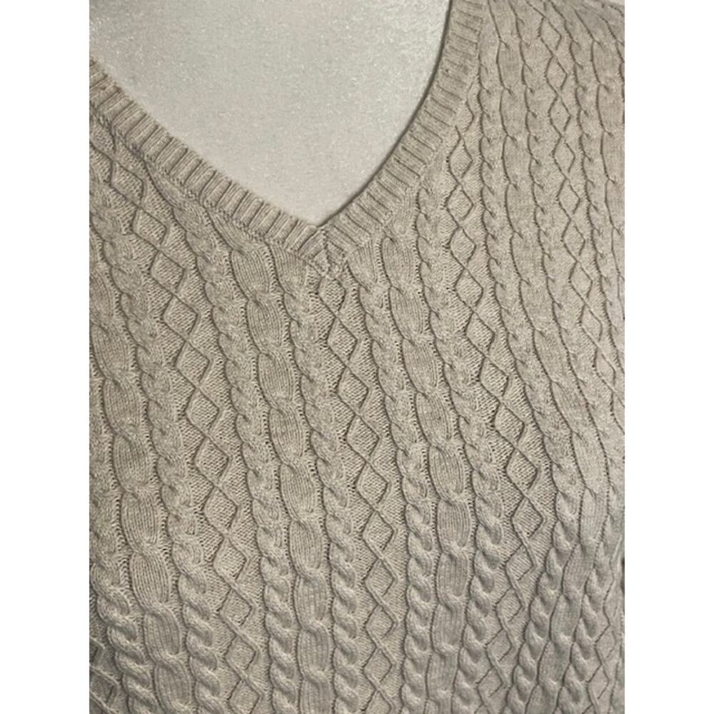 Valerie Stevens Women Size Petite Medium 100%‎ Cotton Sweater V Neck - Picture 2 of 4
